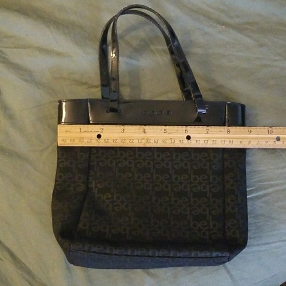 Small Bebe 8" × 12" - Picture 2 of 4